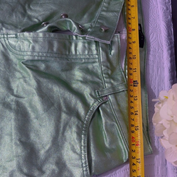 ASOS Design Mid Rise 90’s Straight leg metallic Green Jeans - Picture 10 of 14